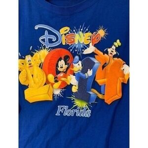 Disney 3X short sleeve shirt with raised‎ 2014 numbers EUC